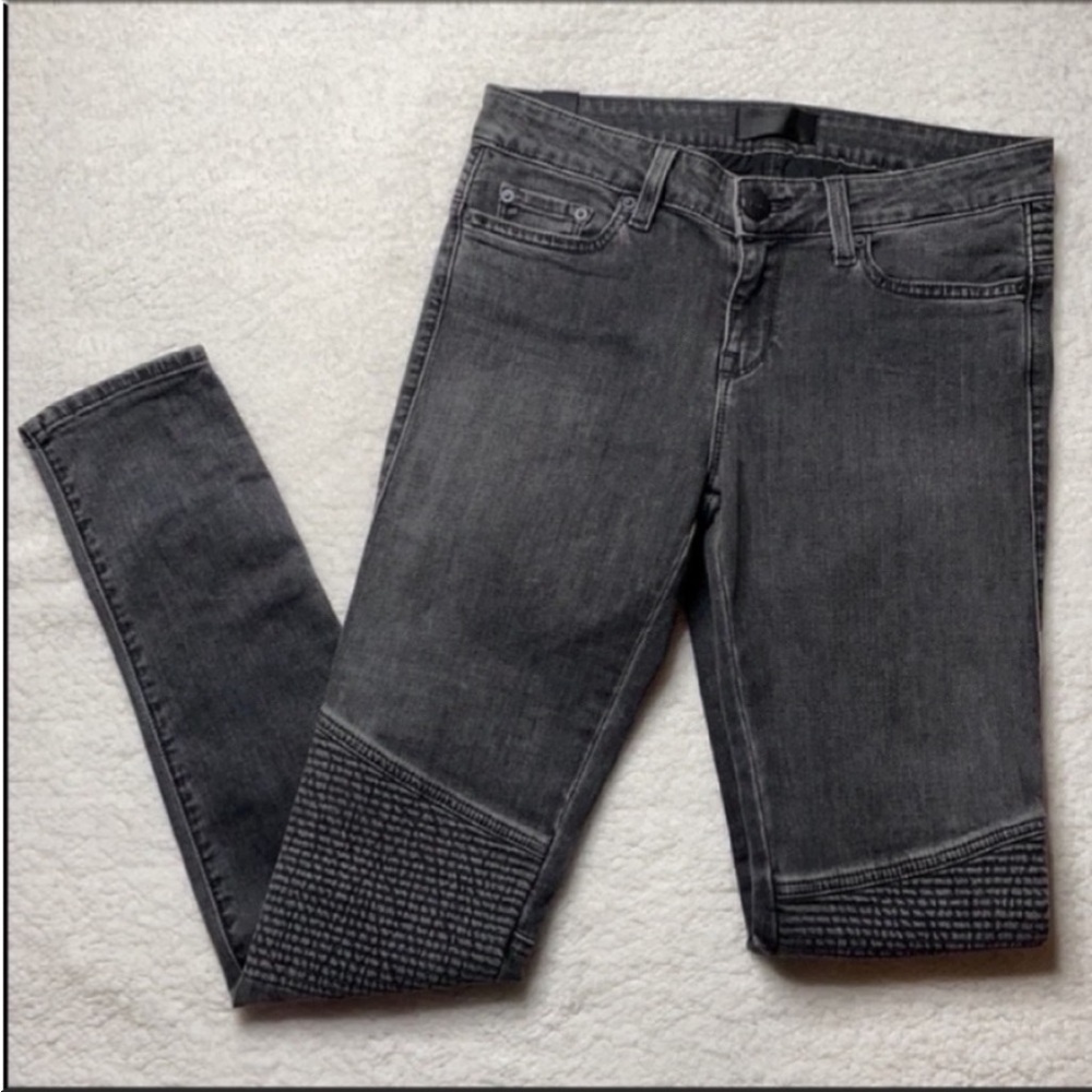 Vince Skinny Moto Jeans Denim Gray Black Wash
Size 26 - Picture 3 of 13